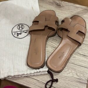Hermes Oran Sandal